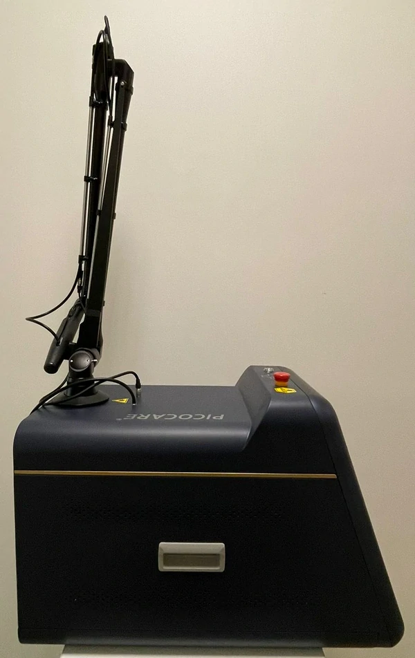 Mediswiss Pico Care lite II laser Odstranění tetování, pigmetací a omlazování